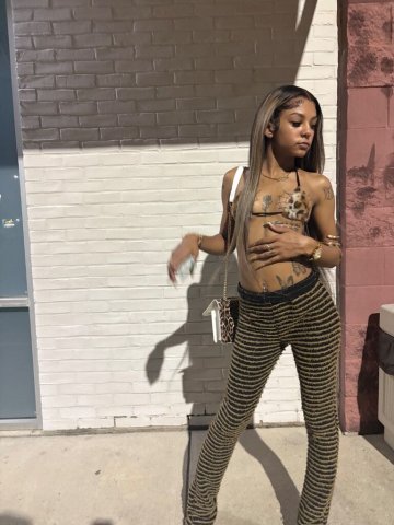 New in Town 😅💕Tired of the fake accounts, Let dream make your dreams cum tru😉 - 21 - 1