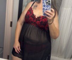 Toledo escorts - 🤩🤩 INCALL SPECIALS ARE BACK $100hhr & $80ss 🤩🤩 🚗🚗 OUT CALLS AND 🏩🏩INCALLS 🥳 SUPER SOAKER 🍑 💦💦 - 32