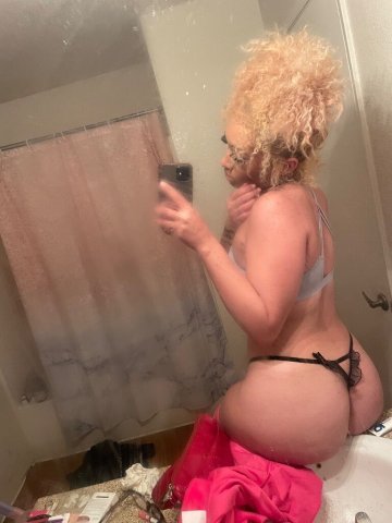 looking to be somebodies date then slutted out😍❤‍🔥 - 23 - 1