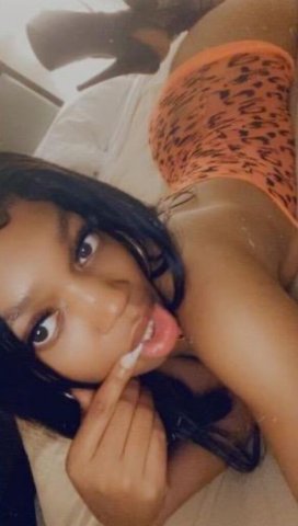 Petite🤸♀A Treat🍭and Totally Discreet🤫NO RUSH SERVICE, guarenteed🥂 - 28 - 1