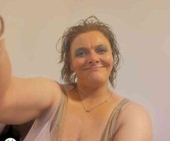 Hey guys 🤣👋 - 46 - Image 1