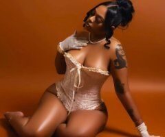 Nashville escorts - chica latina - 22