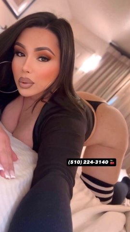 Your All Time Favorite Latina Bombshell Hosting Incall in Redondo Beach 🌹 Doubles Available w/ my Girlfriend 💕 - 25 - 1