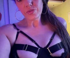 classy but naughty INCALL ONLY - 30 - Image 3