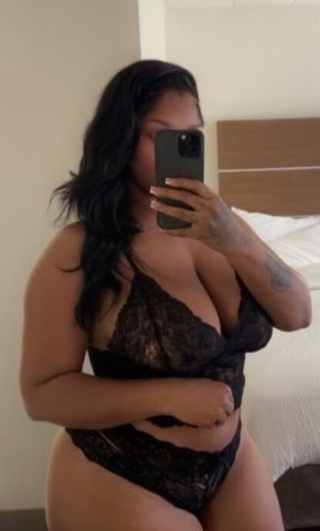 SHORT TIME HERE 🥰. SQUIRTER😋😋!! IN/OUTS !! COME GET A TASTE😘😘 - 24 - 1