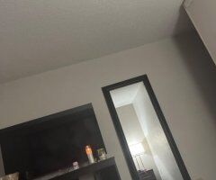 Greensboro escorts - Room half off - 33