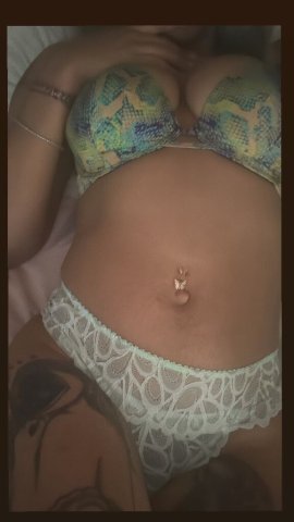 Cum see camii🥰 Incall ONLY specials available - 24 - 1