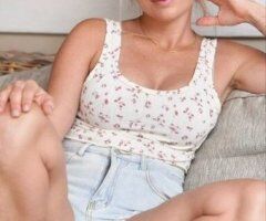 Charleston escorts - I am 38 Years older Hot and Sexy Momm 🍒Ready To Host♥📞Outcall🚘Car Date🚓Available 24/7🕙 I Sell My Hot Video🔥 - 38