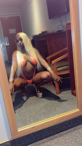 ITS Chanel the brat I love to party and have a good time cum see me 💕 - 21 - 1