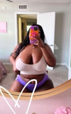 🥰HAYWARD 🥰UNION CITY 🥰CASTRO VALLEY FREMONT Come get The EXPERIENCE WITH DARLA cum and see me supasoaka special ask about my 60 min special 💦🌊❌NO AA MEN ❌with SUPA WET PUSSY LIVE TO DEEPTHROAT👄👅 every inch of you COME PLAY WITH ME - 25 - 1