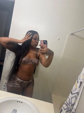 NEW COLLEGE GIRL IN TOWN - 25 - 1