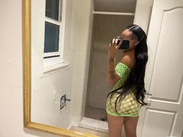 EXOTIC 💋🥺 FAT COOCHIE 😜 IN TOWN🌴INCALLS & OUTCALLS🤩 AVAILABLE 24/7 😜 - 21 - 1