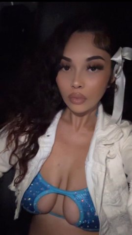 Sexy Asian/ latina in town for a few days catch me while im here 🫦 NO DEPOSIT= NO OUTCALL - 25 - 1