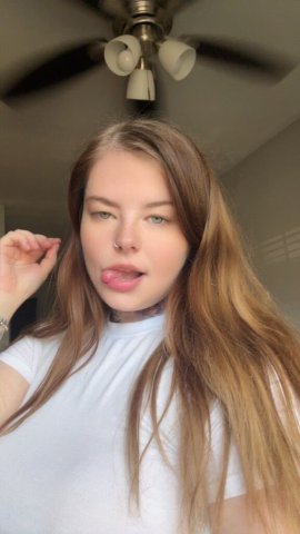 come see me 🫶🏼 incalls available and outcals if uber is provided - 22 - 1
