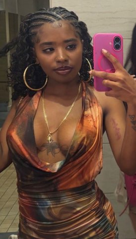 sexy petite brownskin cubanita - 24 - 1