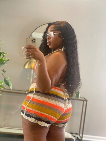Natural Big Booty Babe 💋 - 25 - 1