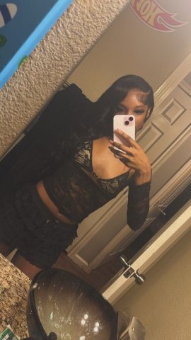New in Town 😘𝘚𝘦𝘹𝘺 𝘱𝘦𝘵𝘪𝘵𝘦 𝘵𝘳𝘦𝘢𝘵 💦🍫 𝘤𝘰𝘮𝘦 𝘴𝘦𝘦 𝘮𝘦👅 𝘪𝘯𝘤𝘢𝘭𝘭𝘴 𝘢𝘷𝘢𝘪𝘭𝘢𝘣𝘭𝘦 🥂💋 • - 21 - 1