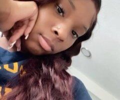 New in Town 😘𝘚𝘦𝘹𝘺 𝘱𝘦𝘵𝘪𝘵𝘦 𝘵𝘳𝘦𝘢𝘵 💦🍫 𝘤𝘰𝘮𝘦 𝘴𝘦𝘦 𝘮𝘦👅 𝘪𝘯𝘤𝘢𝘭𝘭𝘴 𝘢𝘷𝘢𝘪𝘭𝘢𝘣𝘭𝘦 🥂💋 • - 21 - Image 3