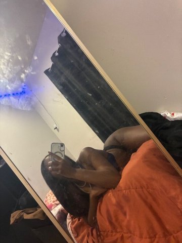 INCALL SPECIAL 💦🍫 - 23 - 1