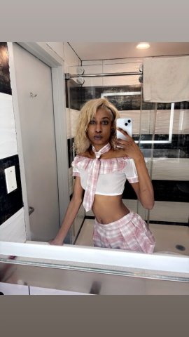 SEXY SLIM 😍💦 OUTCALLS - 19 - 1