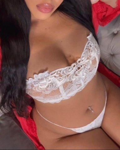 ✨Incalls And Outcalls✨ 🥂COME GET SUM GLORIOUS ✨WET MOUTH🫦N TIGHT PUSSY IM AVAILABLE 🥂 - 23 - 1