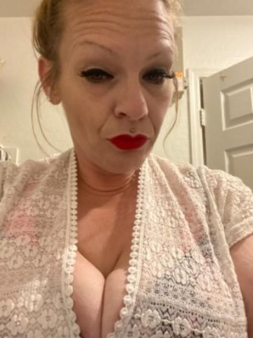 🎀 Im the best🙈 The rest dont even compare🎀Let me your dirty lil Cum Slut💦 😉 100% real and legit✅ clean pussy big booty 😝 provide vip service let me make your day special 🥰❤ Video sell Available 24/7 - 48 - 1