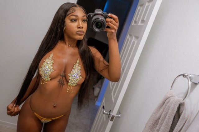 North Bay, California 🍒 Tight-grip squirt queen 👑 extra creamy 🥥 — by appointment - 1