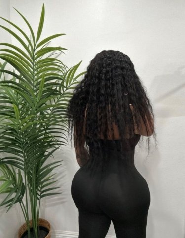 Colombian With Perfect Curves 🍑 400 HR - 26 (San Fernando Valley) - 1