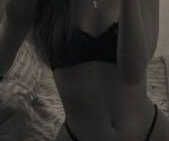5'2 with an attitude — Newport News, Virginia (25) - Image 3