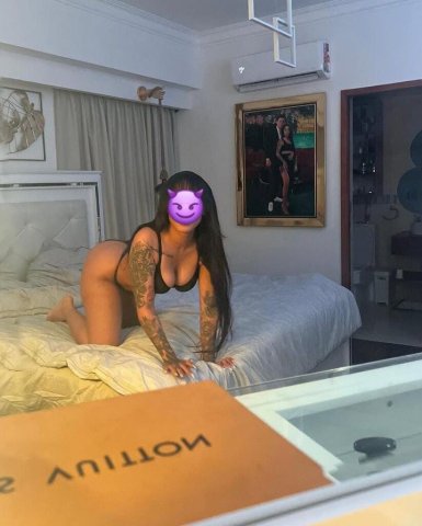 Greensboro, North Carolina — Blowjobs, massages, parties (available 26) - 1