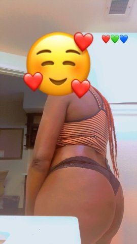 Squirter Queen back in Omaha 😍💦 your fave chocolate 🥂 - 24 - 1