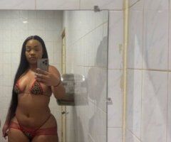 Dreamy Pussy Fairy, Highly Favored 🧚🏾‍♀️🥂 (Brooklyn, New York) - Image 2