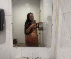 Dreamy Pussy Fairy, Highly Favored 🧚🏾‍♀️🥂 (Brooklyn, New York) - Image 4