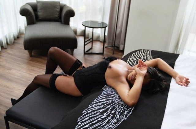Upscale Incall Companion — Elite Men Only (Las Vegas) - 1