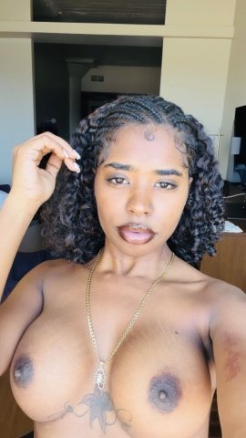 Petite Afro-Cubanita in Okaloosa, Florida 🇨🇺 - 24 - 1