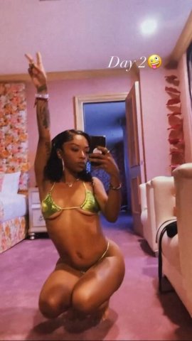 Therapeutic massage & bodywork in San Francisco — petite, seductive, respectful vibes 💆‍♂️💆‍♀️ - 1