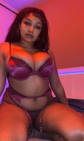 Chambersburg Ebony Queen ✨ Horny Curvy TiGht Pussy 💦 Satisfaction Guaranteed (Incall + Outcall) 🚗 Party Vibes 24/7 - 1