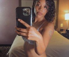 Incall in Fresno: low-key companionship, domination-friendly (exotic playmate) 🎀 - 23 - Image 5