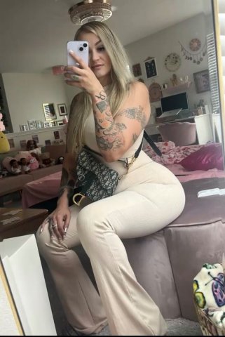 Lauren (32) in Stockton — Overnights, multihour dates & strap play - 1