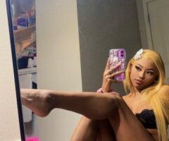 Denver CO Private Slim & Petite Female Escort (Multi-hour/Overnights) - Image 2