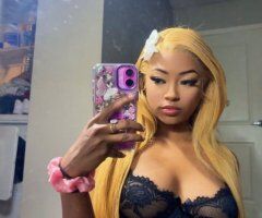 Denver CO Private Slim & Petite Female Escort (Multi-hour/Overnights) - Image 3