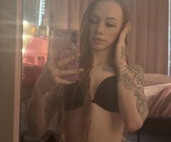 Lubbock escorts - Lubbock Upscale Natural Ginger Escort (Petite/Slender) — No bare/anal/oral