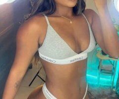 Long Island New York Female Escort — Joven atrevida y divertida - Image 3