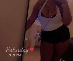 Rochester escorts - Female Escort in Rochester, NY — Fetish-Friendly Soaker Massage