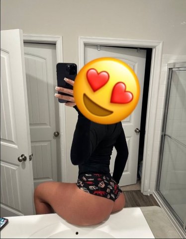 Ventura CA Dominican Female Escort — Incalls & BBJ Extras - 1