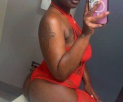 Dayton escorts - Dayton Female Escort — 2 Girl Session