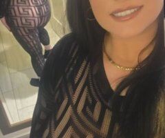 In & Outcalls — Foxy Curvy Brunette Escort in Charleston, SC - Image 4