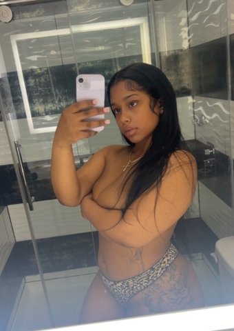 West Palm Beach Female Escort — in-calls, outcalls, and car play - 1