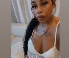 Denver Curvy & Thick Female Escort — FaceTime & content specials - Image 5