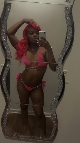 Lexii (Memphis) Outcalls Available — Female Escort - 1